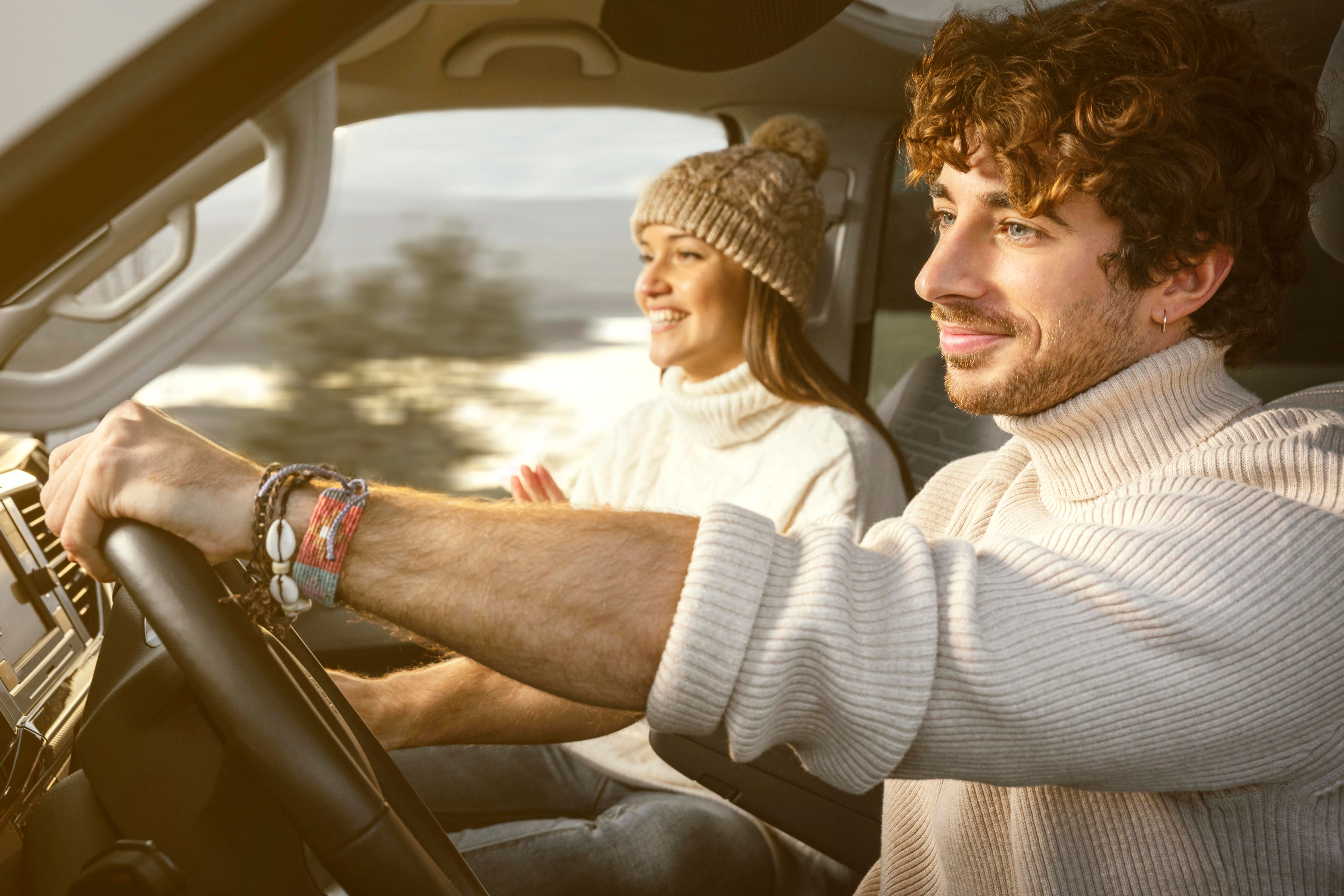 Koppel samen in een auto